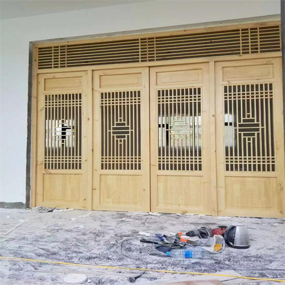 武汉木雕中式实木镂空花格仿古门窗雕花板-武汉木雕屏风隔断加工案例