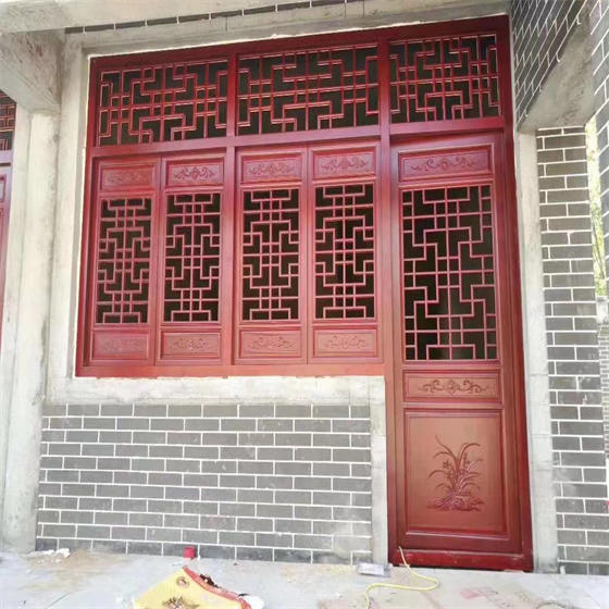 武汉木雕中式实木镂空花格-武汉仿古门窗雕花板屏风隔断加工案例